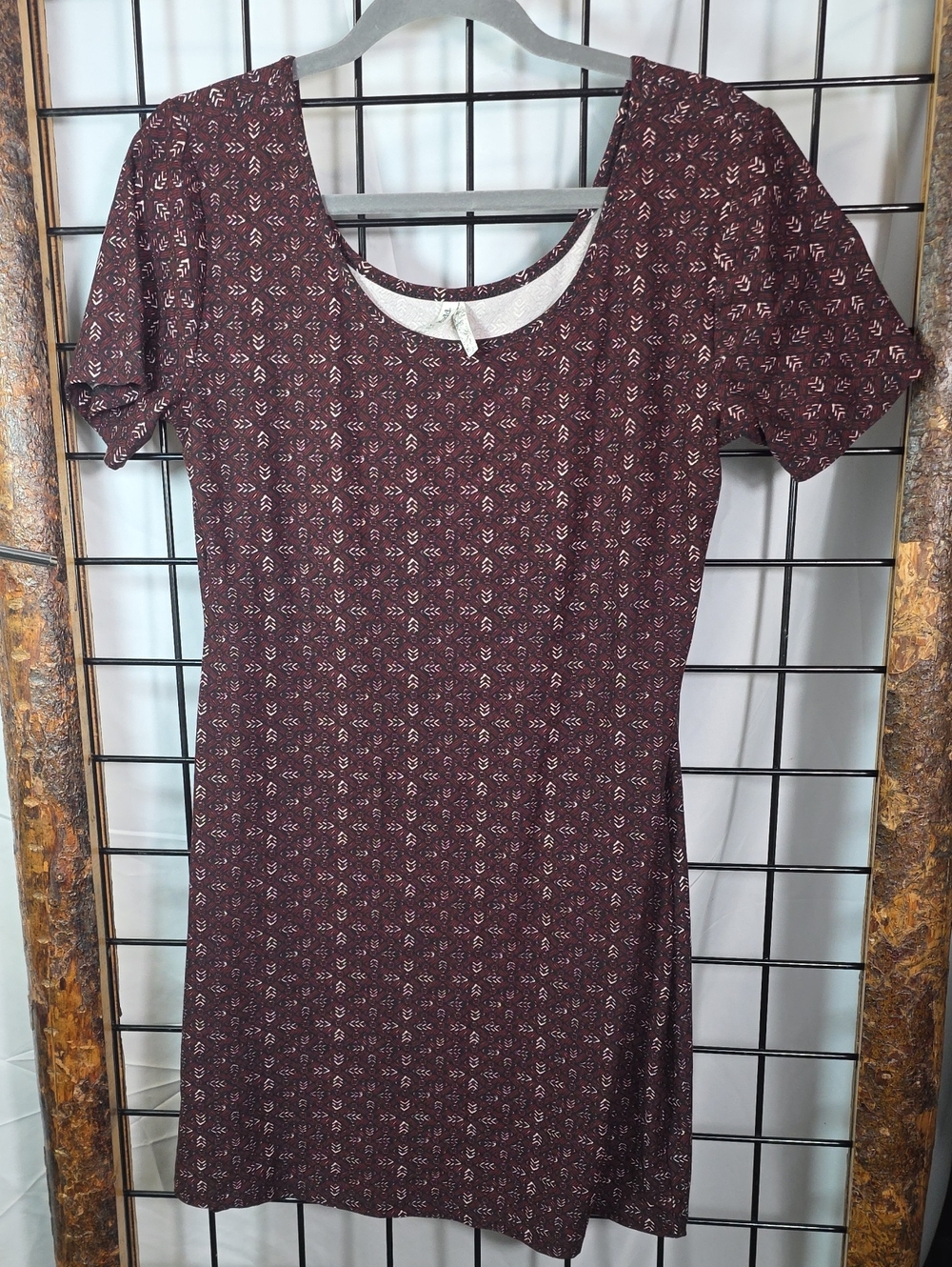 Mudd Burgundy Printed Short Sleeve Mini Dress